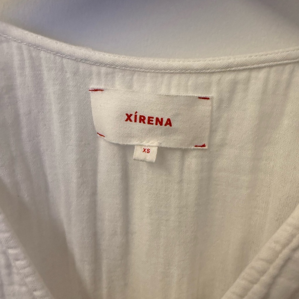 XiRENA Classic White Midi Dress